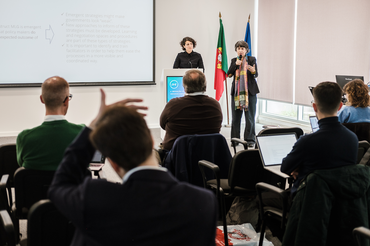 Miren Larrea y Miren Estensoro Portugal